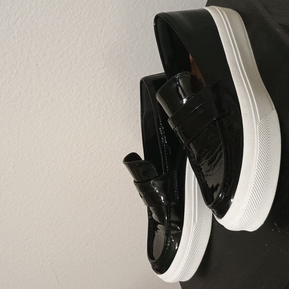 J/Slides Patent Leather Platform Loafer - Picture 4 of 4